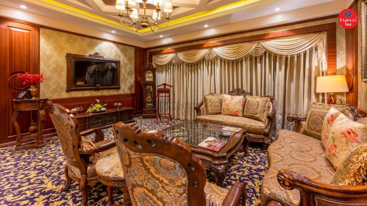 Express Inn The Business Luxury Hotel Nashik Ngoại thất bức ảnh