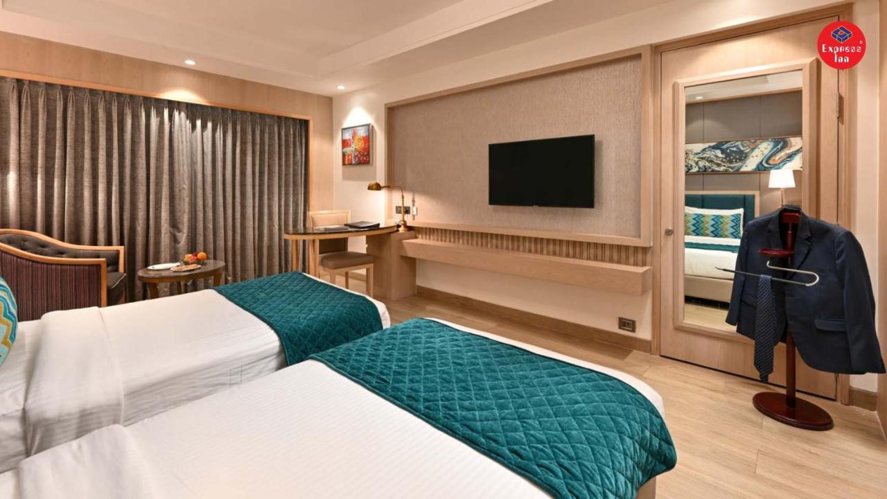 Express Inn The Business Luxury Hotel Nashik Ngoại thất bức ảnh