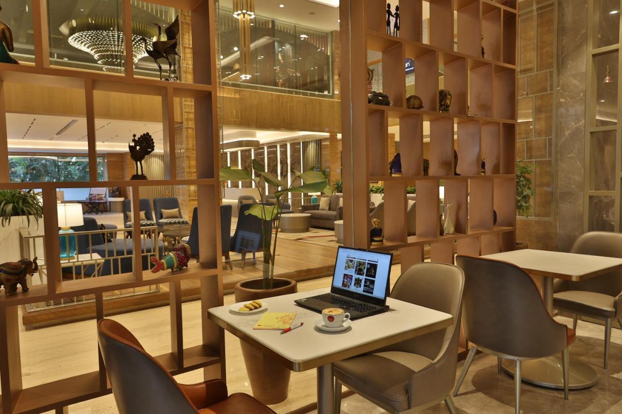 Express Inn The Business Luxury Hotel Nashik Ngoại thất bức ảnh
